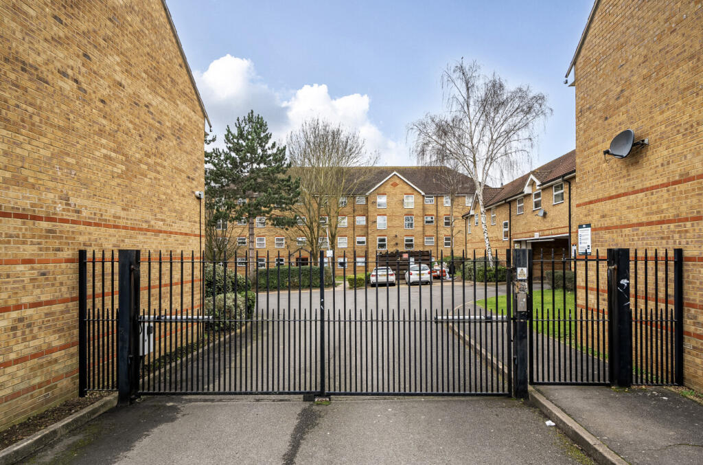 Main image of property: Chigwell Lane, Loughton, Essex