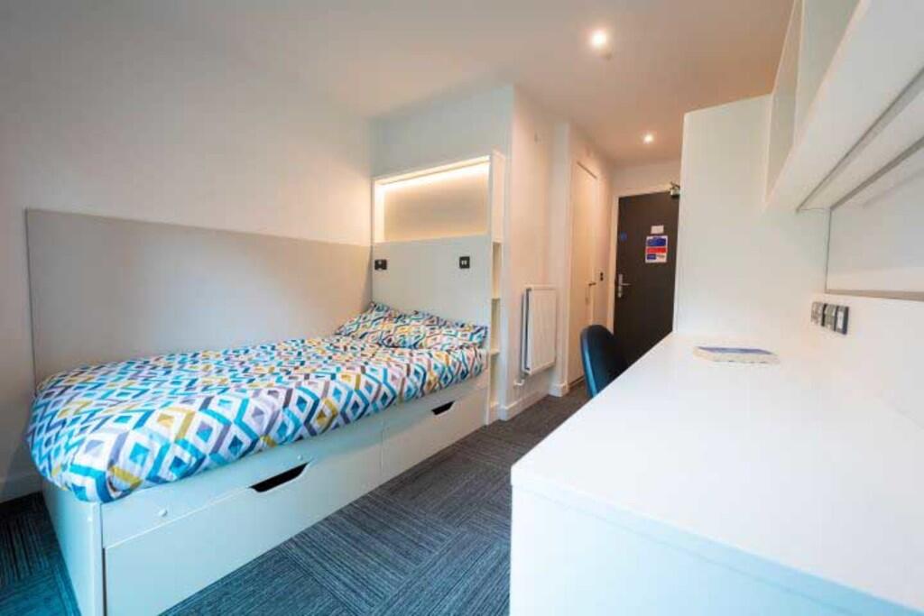 Main image of property: Godiva Place- Student Accommodation 