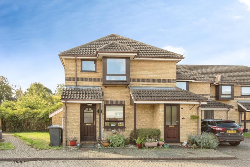 Main image of property: Loves Close, Histon, Cambridge