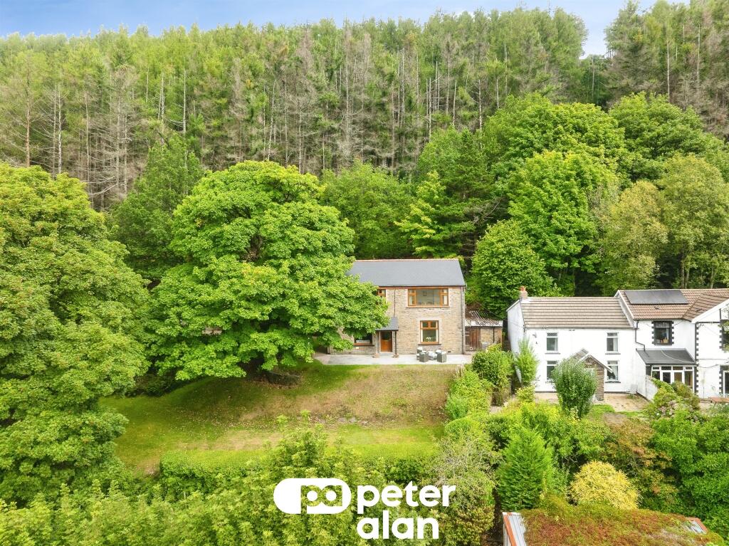 Main image of property: Cefn Road Upper, Deri, Bargoed
