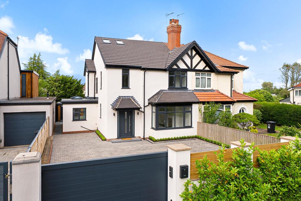 Main image of property: Wetherby Road, Harrogate, HG2