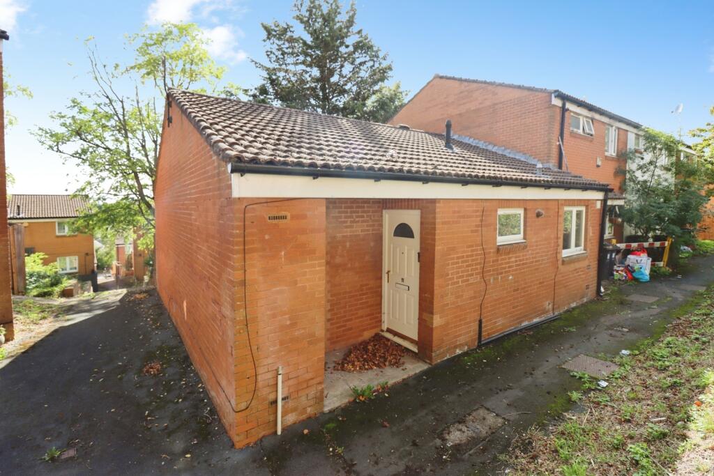 Main image of property: Carmarthen Grove, Willsbridge, Bristol, BS30