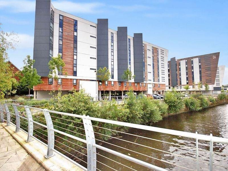 Main image of property: The Decks, Runcorn, Cheshire, WA7