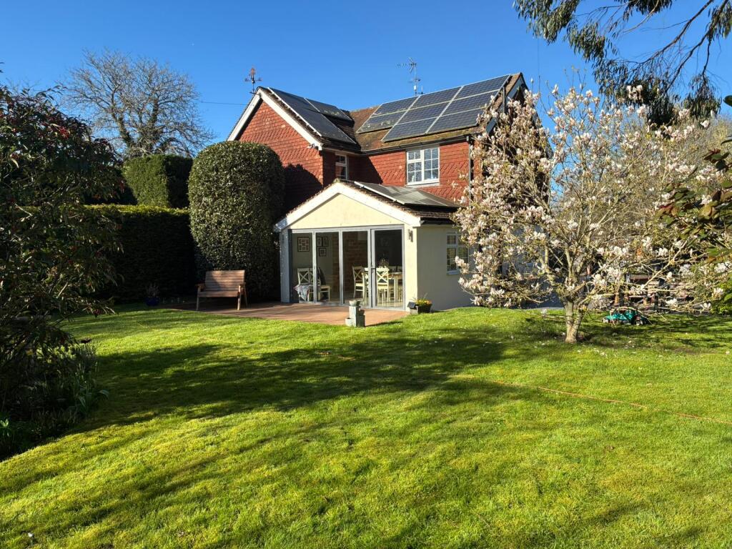 Main image of property: Shirley Cottage, Worthing Road, Dial Post, Horsham, RH13