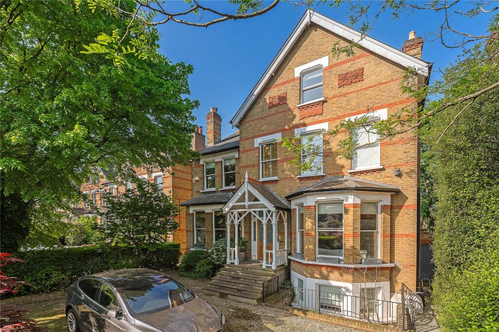 Main image of property: Alleyn Road, London, SE21