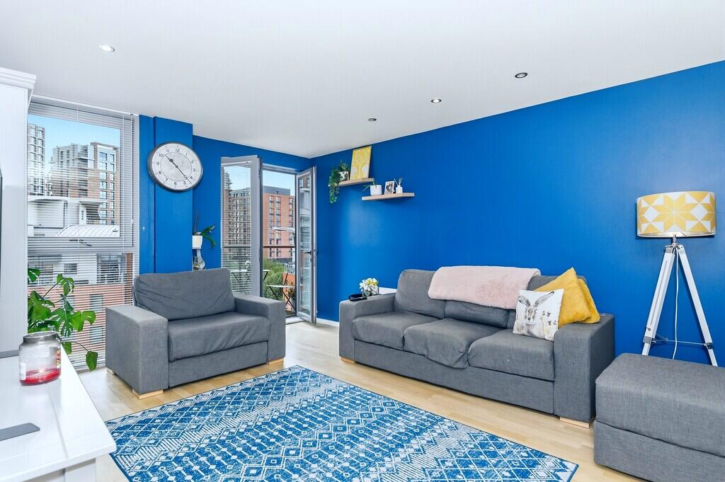 Main image of property: Beringa, City Island, LS12