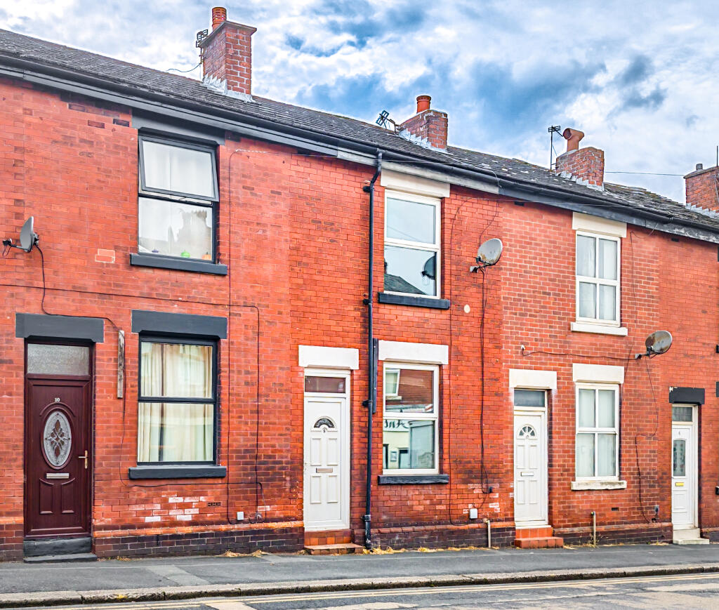 Main image of property: Stockport Road, Hyde
