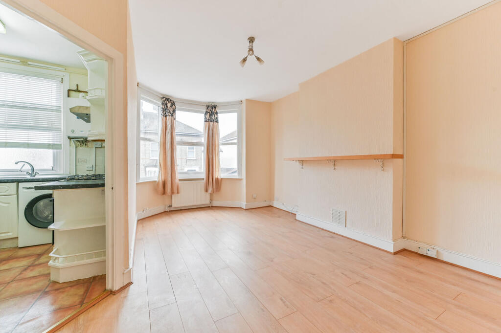 Main image of property: Quadrant Road, Thornton Heath, CR7