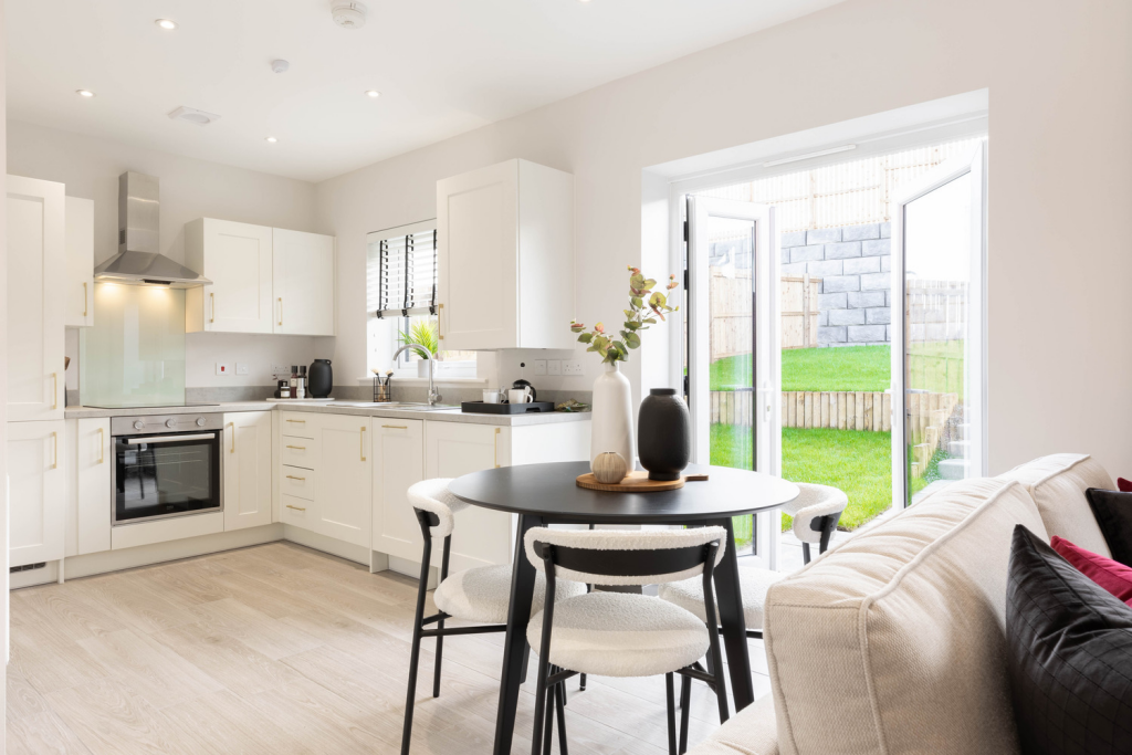 Main image of property: Fox Covert Lane,
Misterton,
Doncaster,
DN10 4EJ