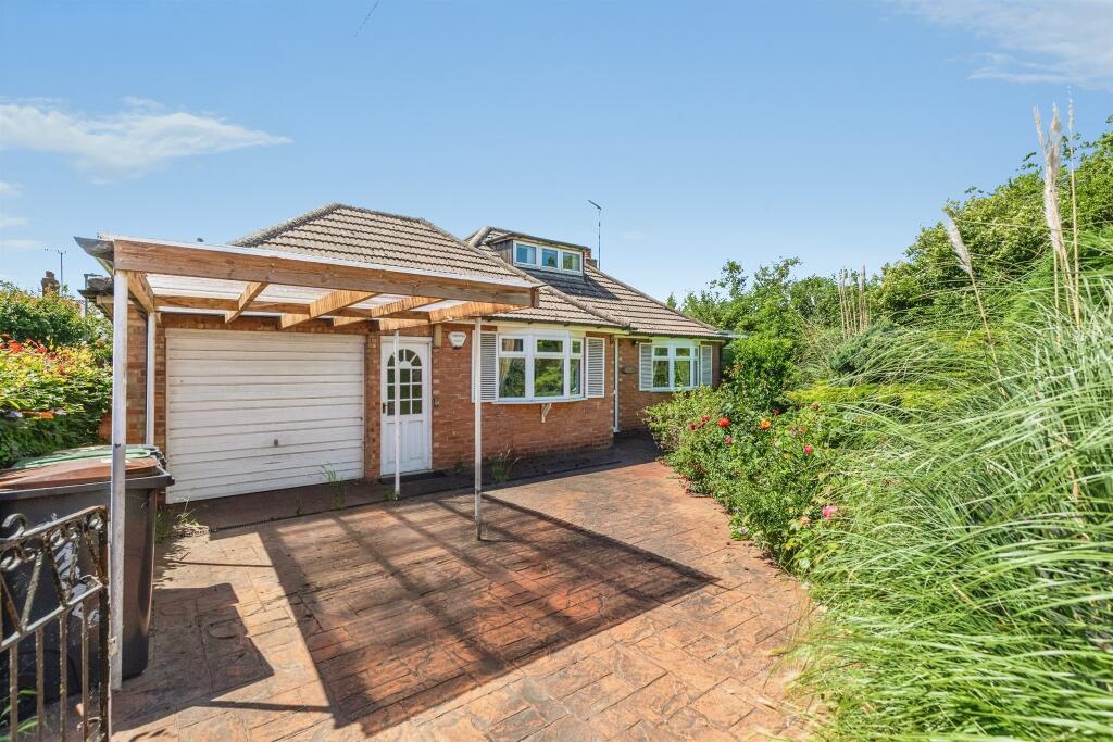 Main image of property: Beaconsfield Place, Rushden