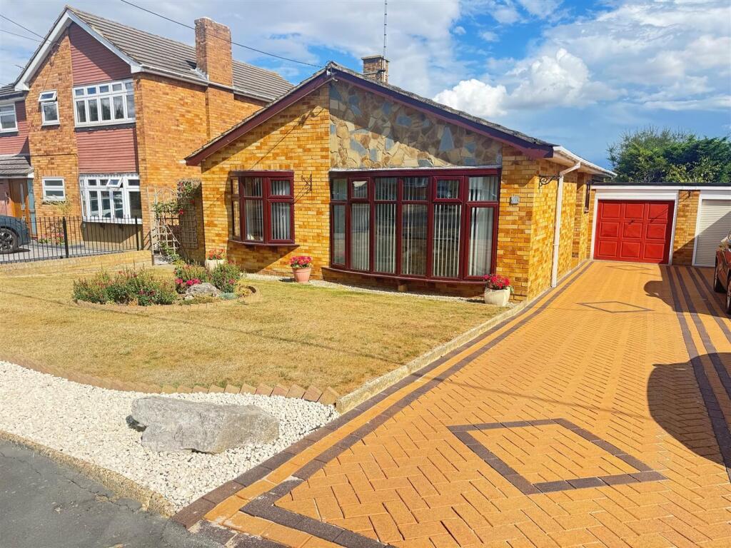 Main image of property: Albany Road, Rayleigh