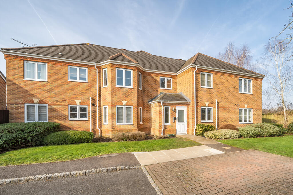 Main image of property: Little Horse Close, Earley, Reading, Berkshire, RG6