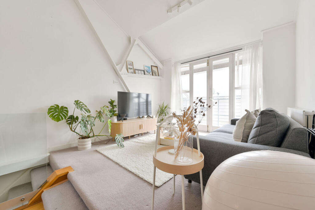Main image of property: Chiswick High Road, Chiswick, London, W4