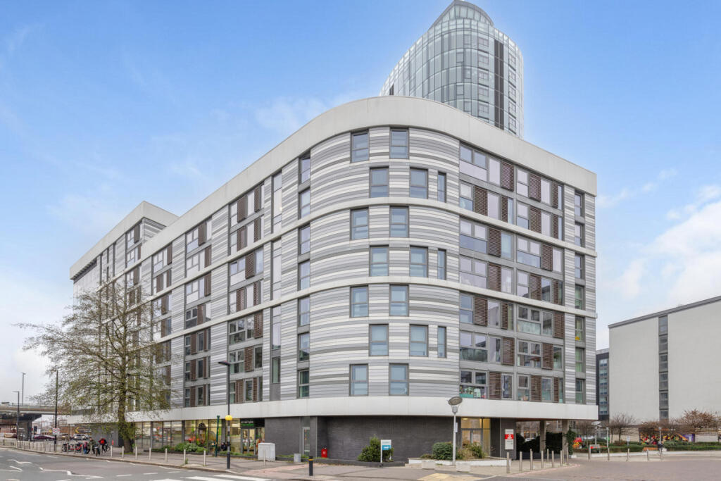 Main image of property: Ealing Road, Brentford, TW8