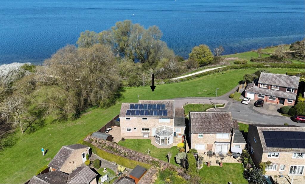 Main image of property: Lakeside Close, Perry, PE28