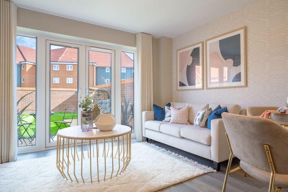 Main image of property: Ladygrove,
Didcot,
Oxfordshire,
OX11 9BS