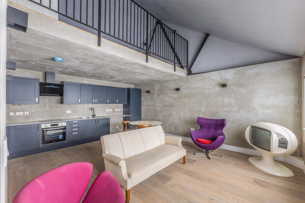 Main image of property: Church Street, London, W4