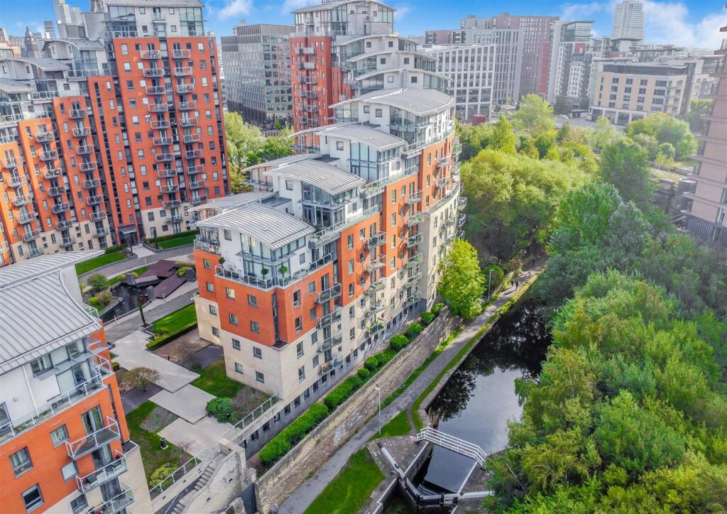 Main image of property: Gotts Road, Leeds