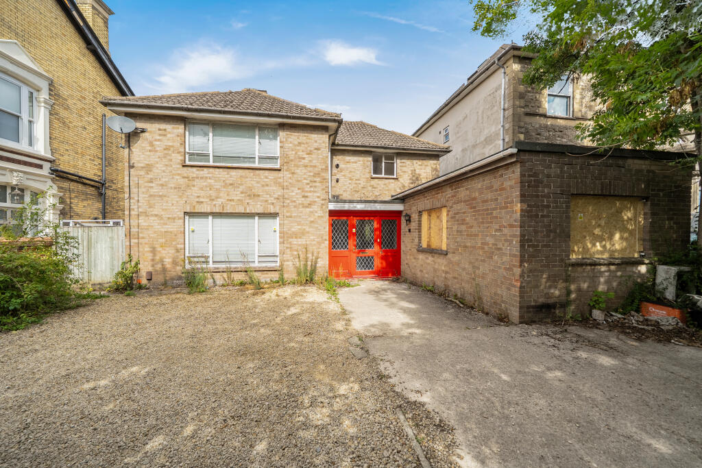 Main image of property: Bath Road, Old Town, Swindon, SN1