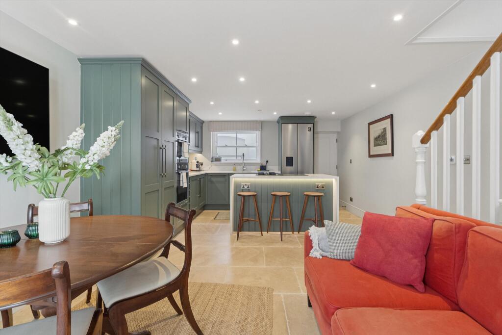Main image of property: Peel Street, London W8.