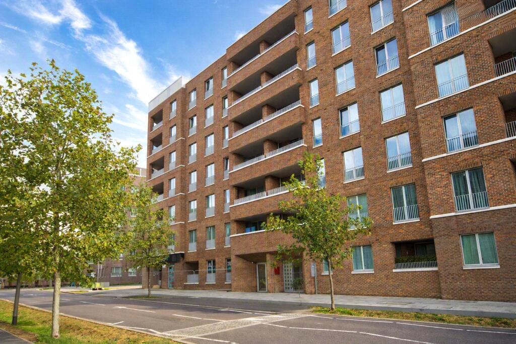 Main image of property: Fielders Crescent, Barking, Essex, IG11