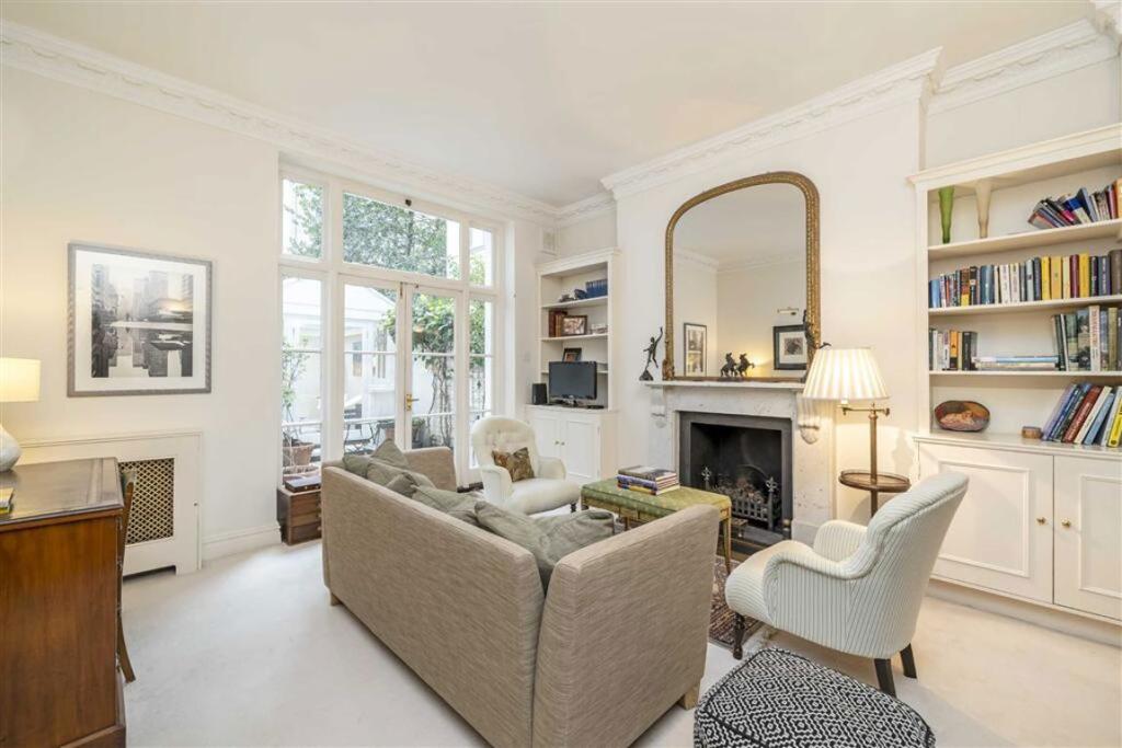 Main image of property: Bina Gardens, South Kensington