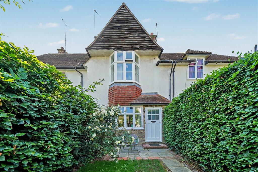 Main image of property: Creswick Walk, London, NW11
