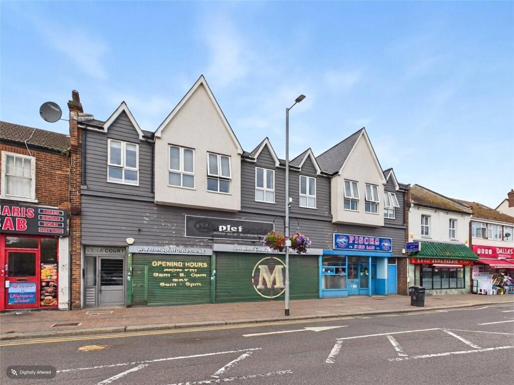 Main image of property: The Broadway, Wickford, Essex, SS11