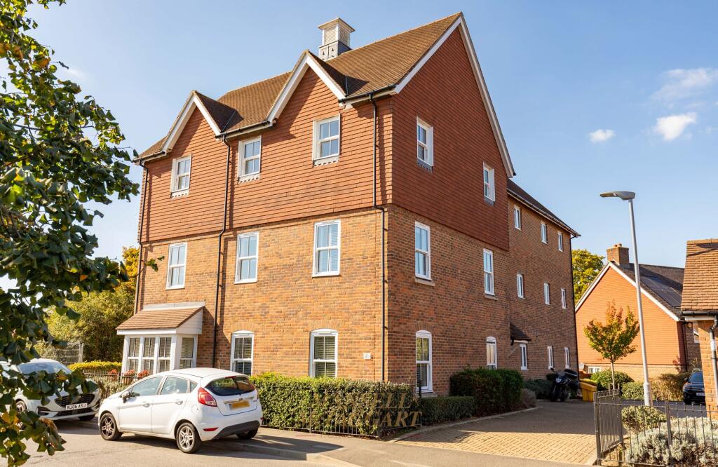 Main image of property: Webber Street, Sandpiper House, RH6