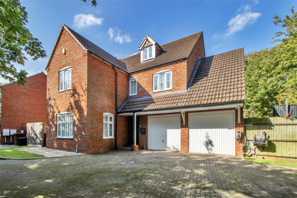 Main image of property: Moat Lane, Lower Upnor, Rochester, Kent, ME2