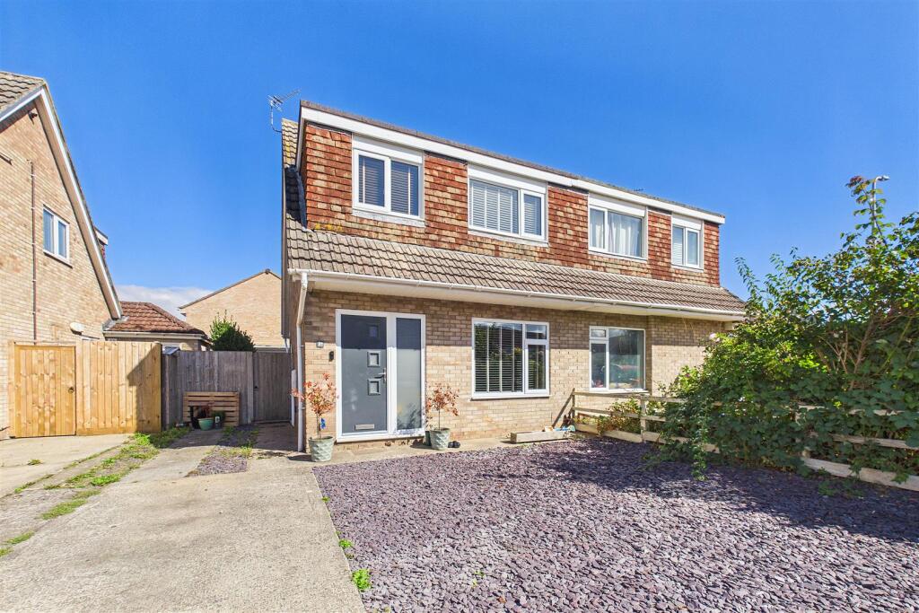 Main image of property: Rushmoor, Clevedon, North Somerset