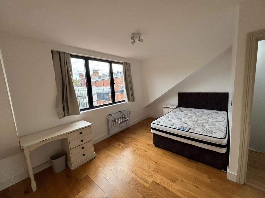 Main image of property: Sydney Road, N10