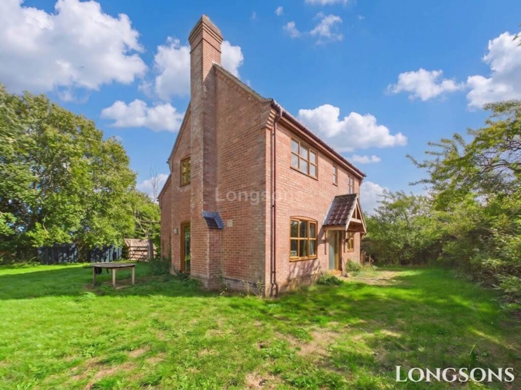 Main image of property: Oaklands Farm Cottages, Shipdham Road, Carbrooke
