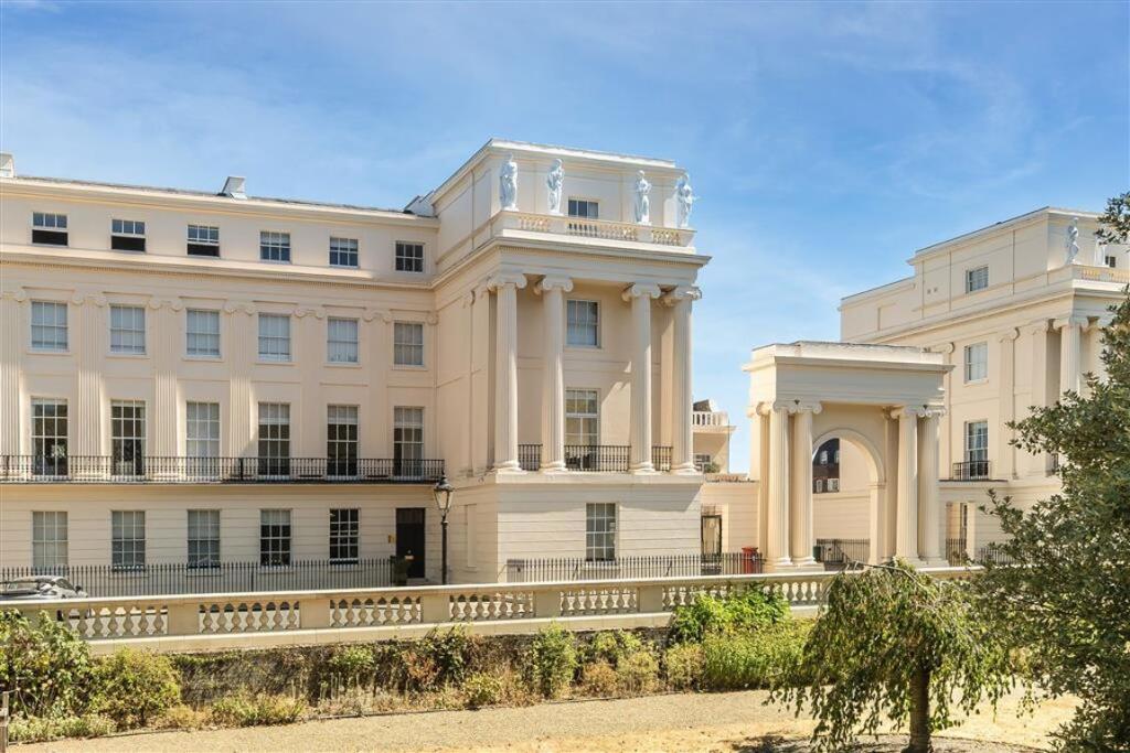 Main image of property: Cumberland Terrace, Regents Park