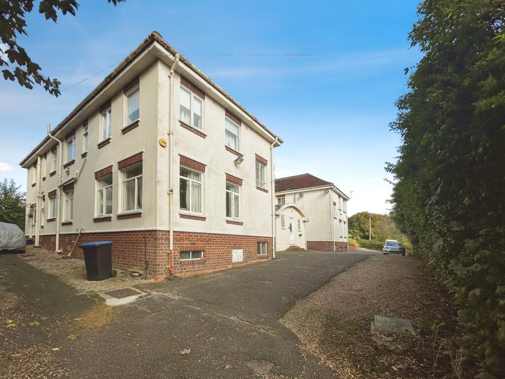 Main image of property: Grosvenor Gardens, Northampton, Northamptonshire, NN2
