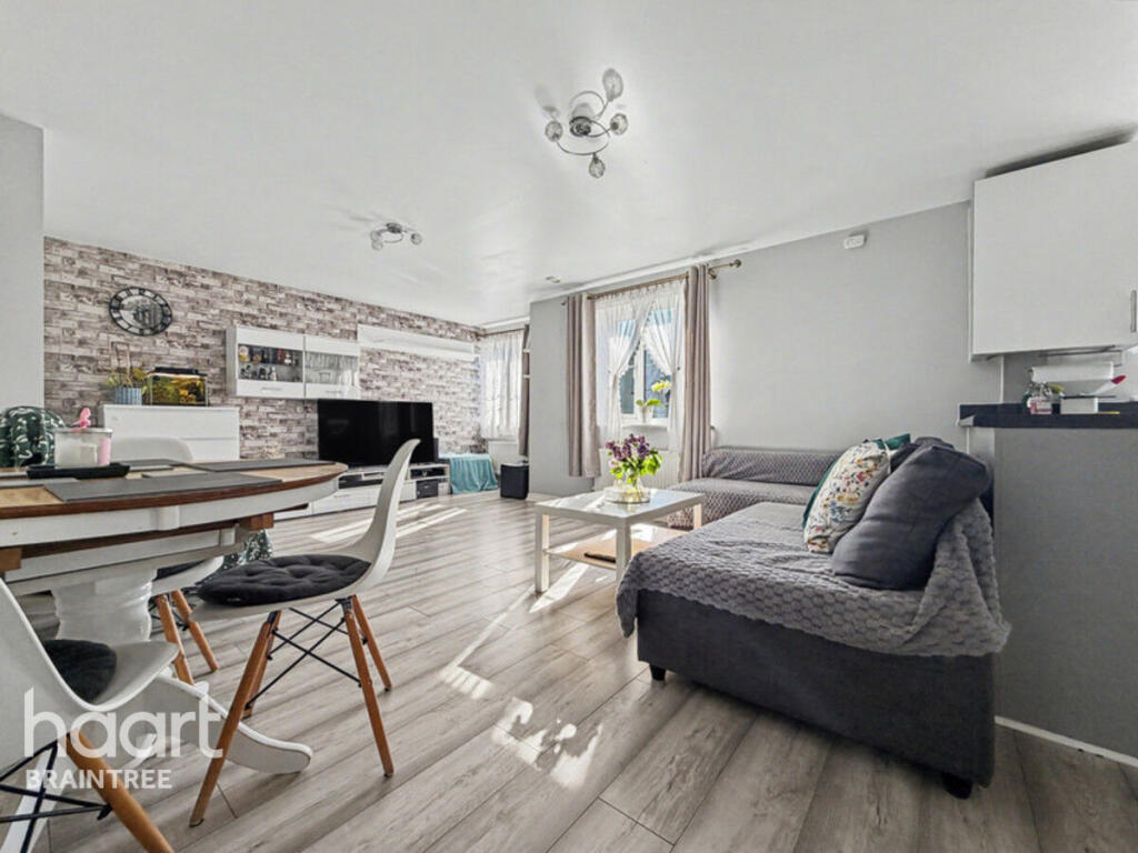 Main image of property: Perryfields, Braintree