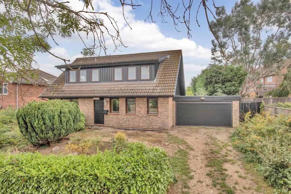 Main image of property: Fairmead Road - Chain Free