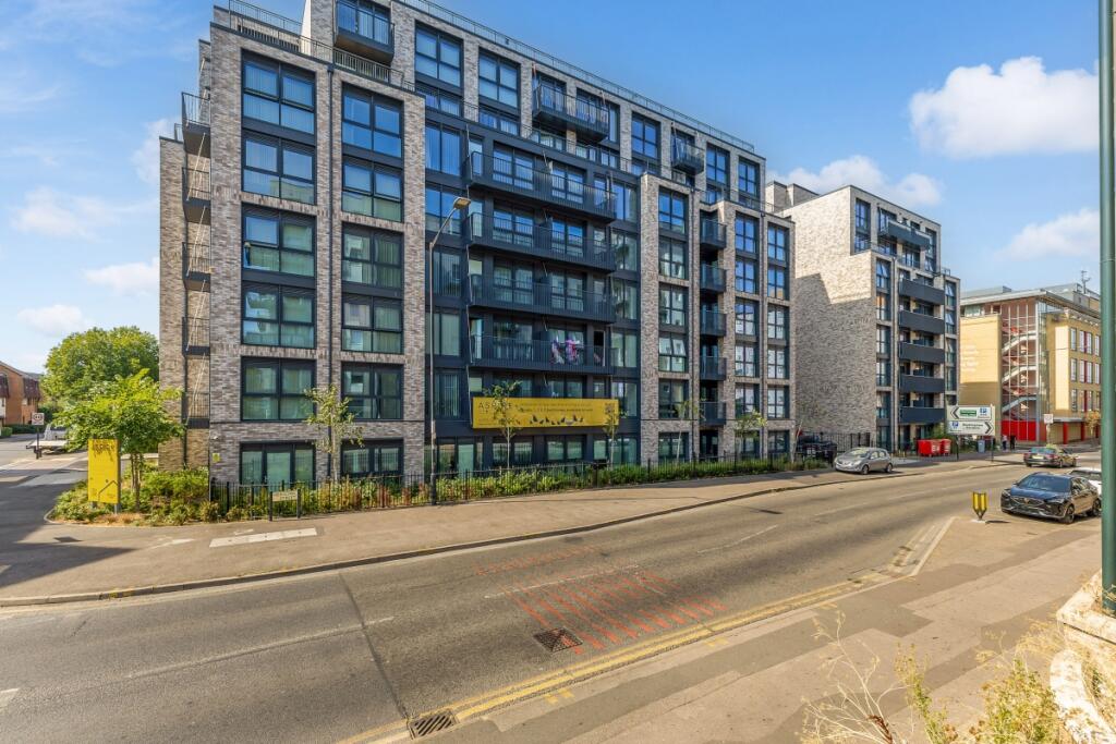 Main image of property: Herschel Street Slough SL1