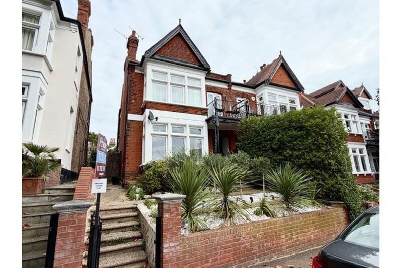 Main image of property: Canewdon Road , Westcliff-on-Sea, Southend-on-Sea