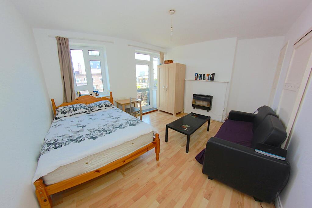 Main image of property: Pinchin Street, London