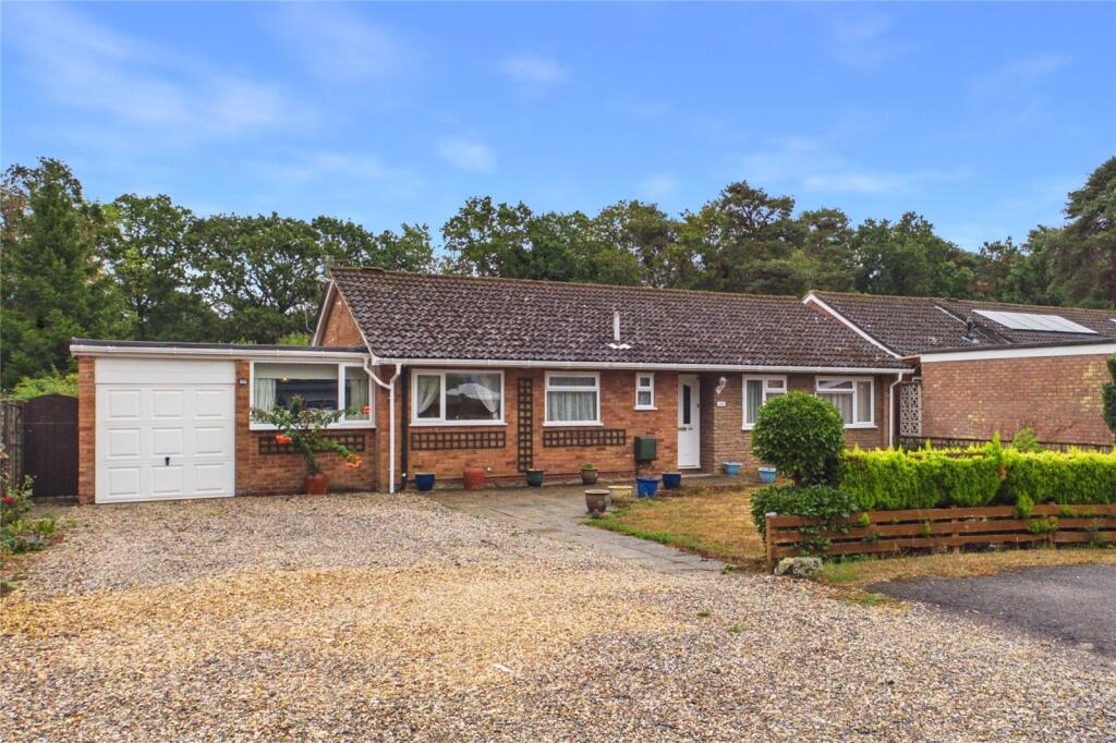 Main image of property: Pelican Road, Pamber Heath, Tadley, Hampshire, RG26