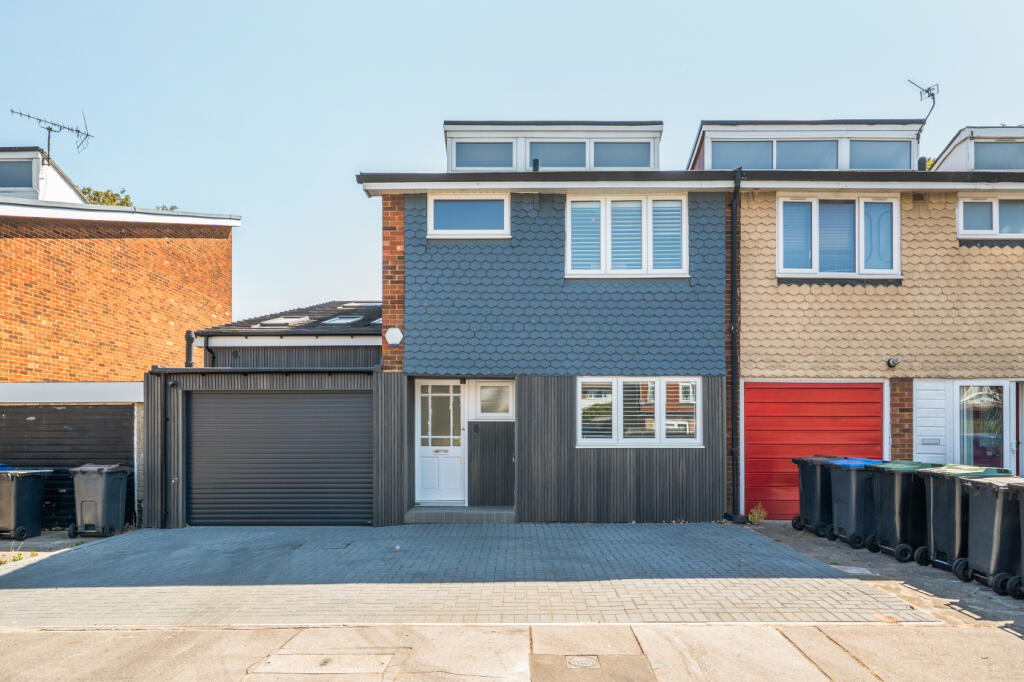 Main image of property: Pittville Gardens, London, SE25