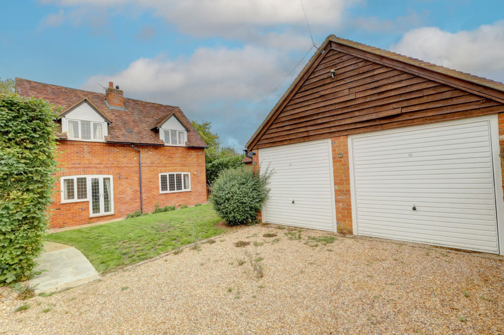 Main image of property: Studridge Lane, Speen, Princes Risborough, Buckinghamshire, HP27