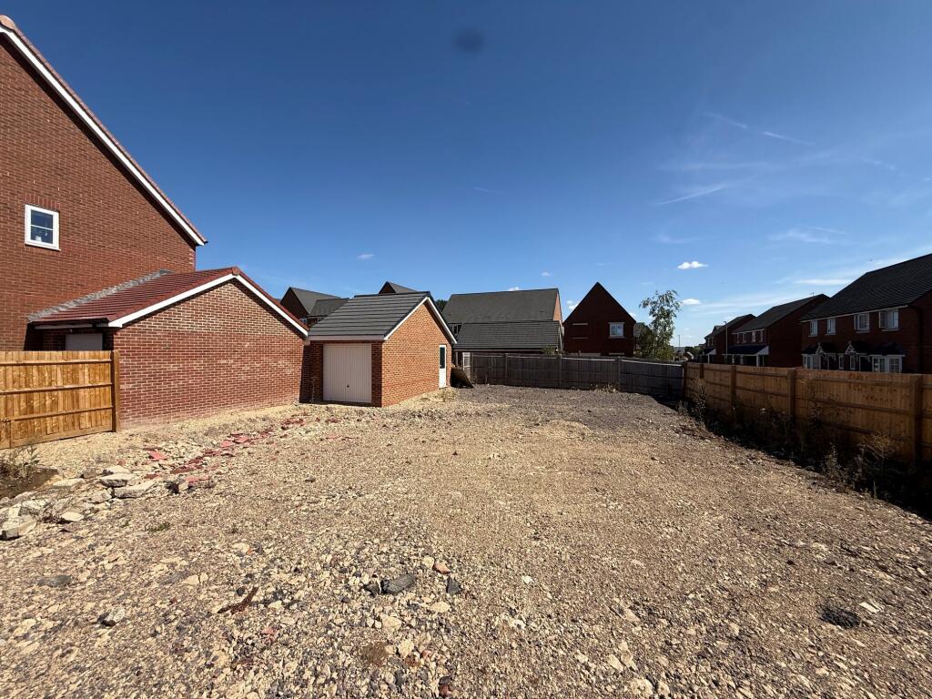 Main image of property: Land At Raven Way, Shrivenham