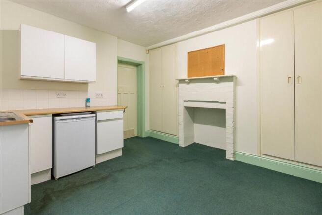 Middle Room
