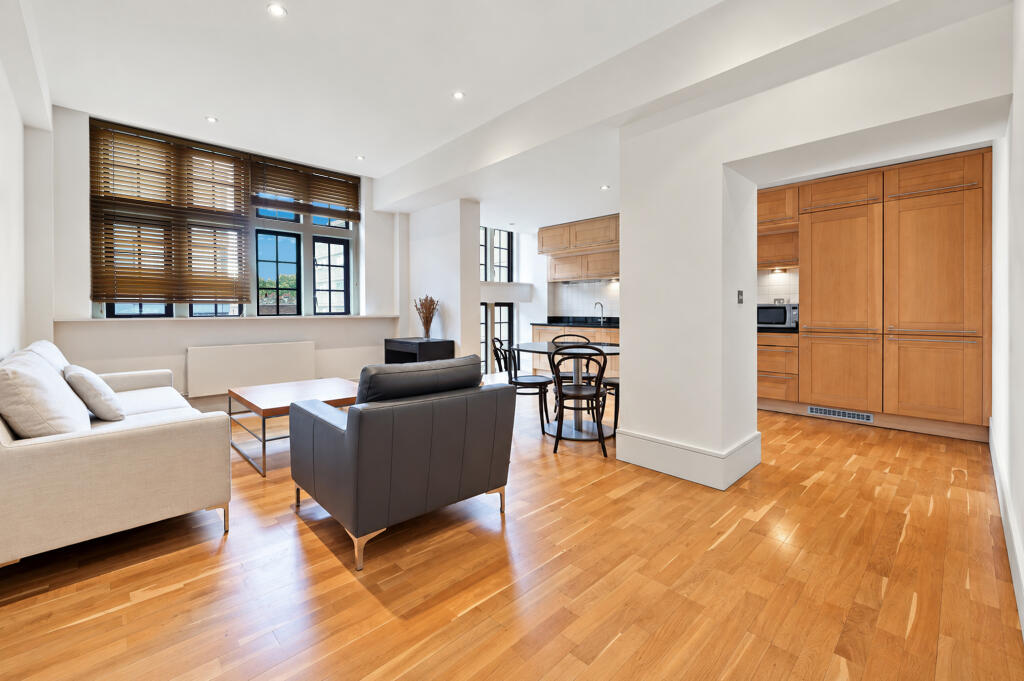 Main image of property: Great Portland Street, Regents Park, W1W