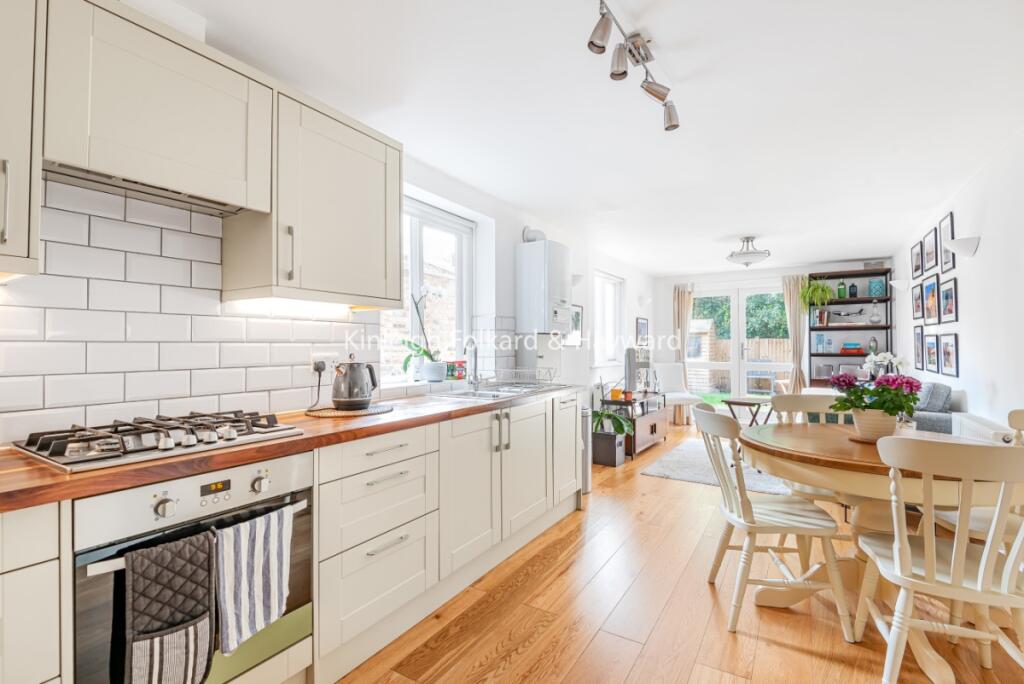 Main image of property: Lancaster Road, London, N4