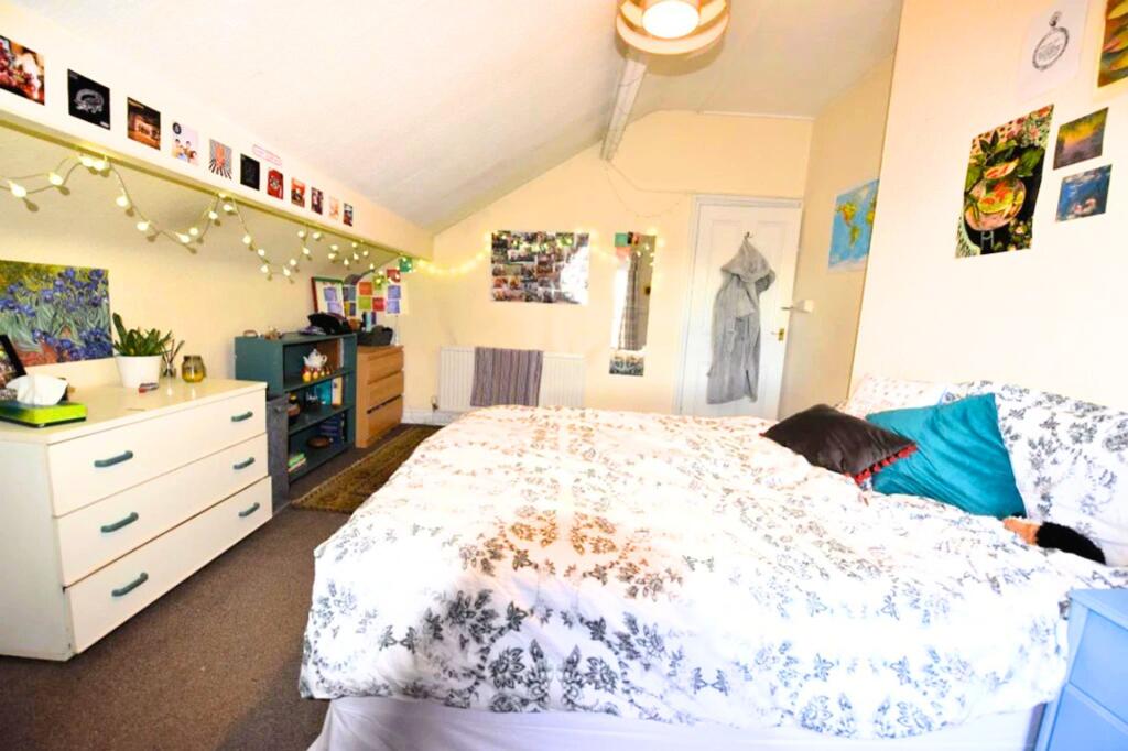 Main image of property: Woodsley Road, Leeds, LS3