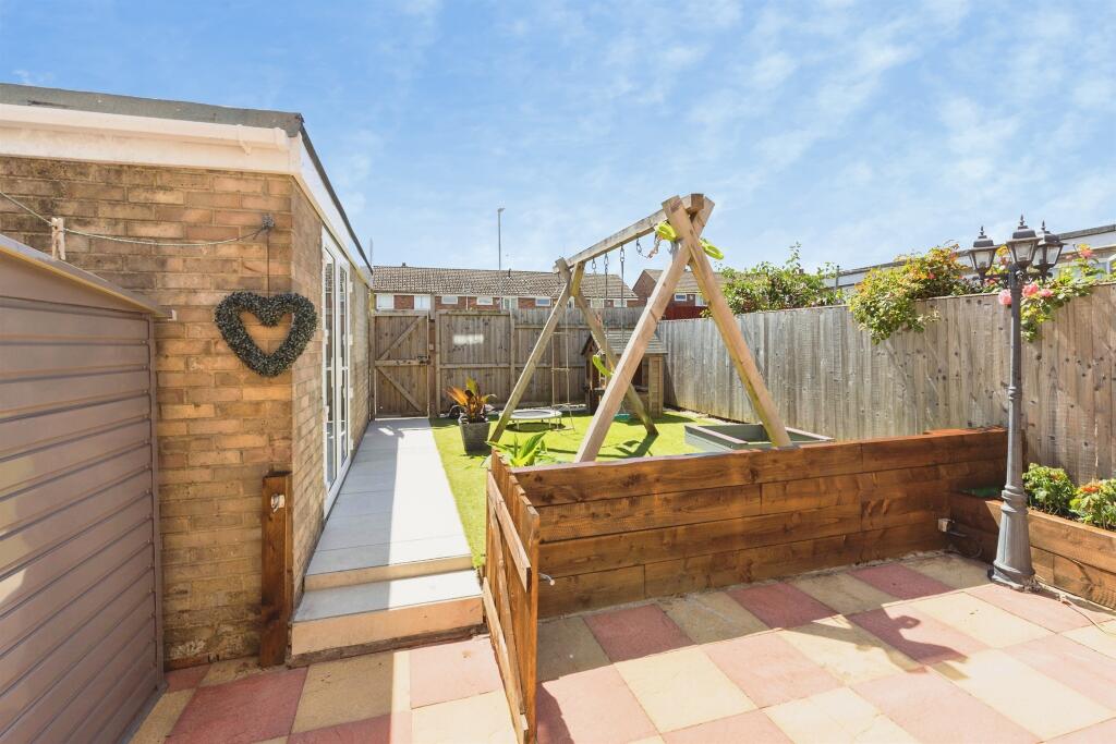 Main image of property: Hathaway Walk, LEEDS