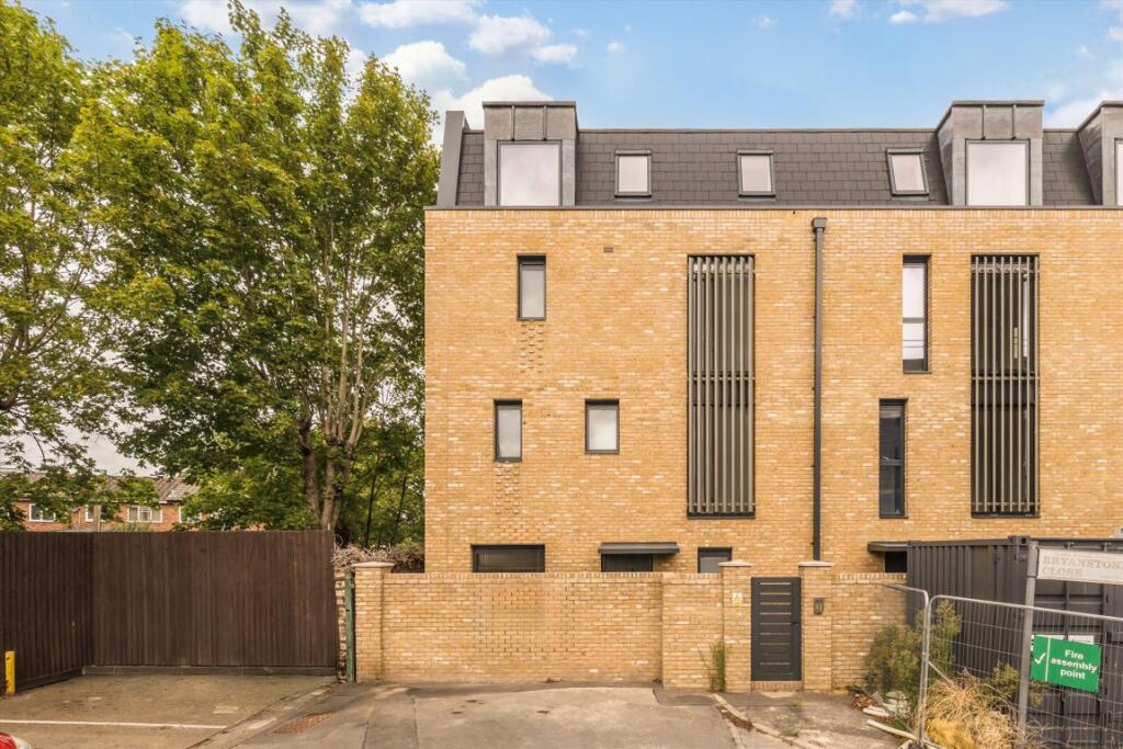 Main image of property: Bryanston Close, Southall